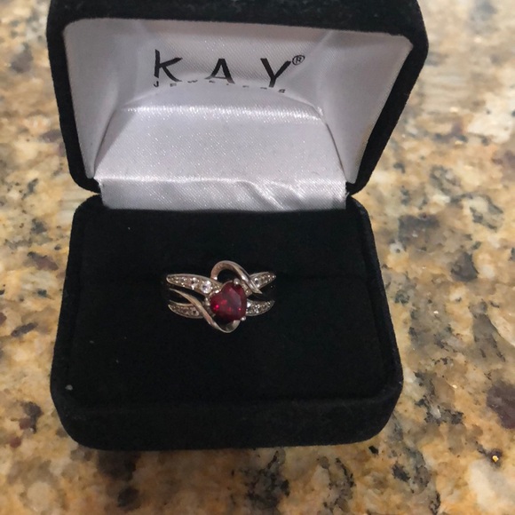 Kay Jewelers Jewelry - Nice heart Kay Jewelers ring